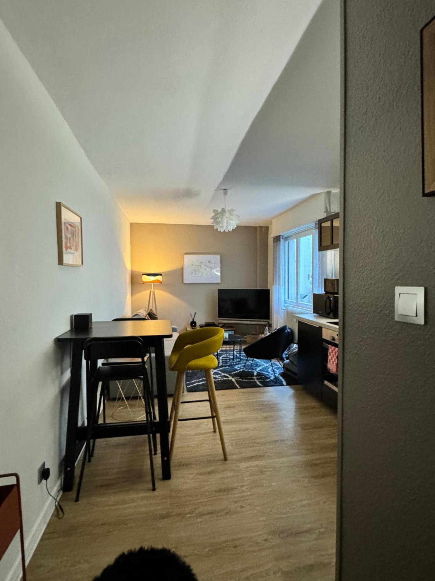 2 Pieces Cathedrale Proche Des Quais Strasbourg Apartment Exterior photo